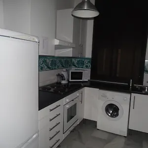 https://malaga-apartamentos-malaga.hotelsinnerja.org